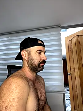 ADONIS ART01 online show from October 27, 2025, 2:40 pm