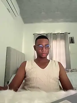 Arwens bell08 online show from February 12, 2025, 6:51 pm