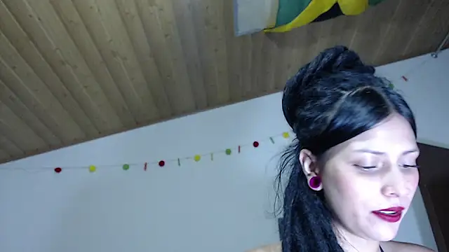 Snapshot of Gaby_cute_16 chatting on October 31, 2025, 12:29 am Gaby cute 16 online show from October 31, 2025, 12:29 am