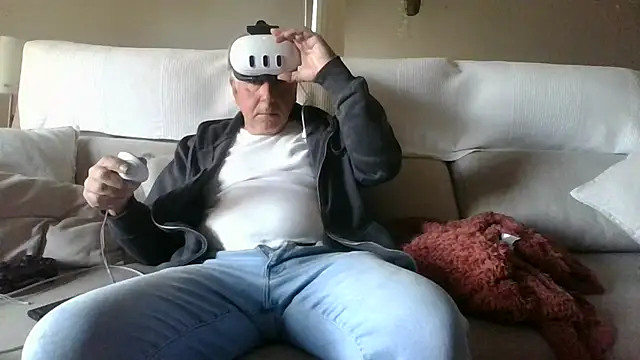 Snapshot of fransexdol chatting on March 14, 2025, 12:07 pm fransexdol online show from March 14, 2025, 12:07 pm