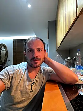 Adventurehotman online show from September 22, 2025, 9:43 pm