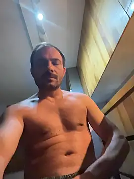 Adventurehotman online show from November 9, 2025, 12:58 am