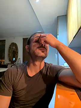 Adventurehotman online show from October 14, 2025, 8:42 pm