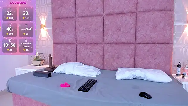 LiaVelez online show from February 26, 2026, 2:39 pm