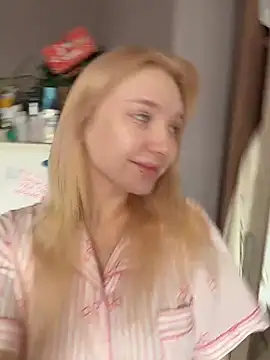 Snapshot of AmmyHot chatting on February 14, 2026, 4:13 am AmmyHot online show from February 14, 2026, 4:13 am