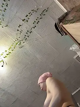 AmmyHot online show from December 23, 2025, 4:12 am