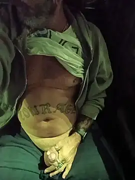 Hotbodyscottie online show from December 14, 2025, 10:43 am