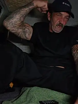 Hotbodyscottie online show from March 25, 2026, 1:39 am