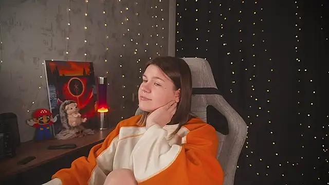 cuteamberlyyy online show from March 15, 2026, 4:52 am