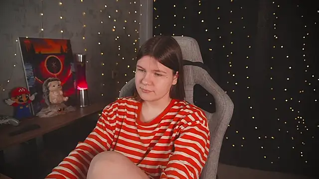 cuteamberlyyy online show from February 13, 2026, 5:18 am