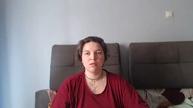 Amelia Kiss  online show from June 23, 2026, 1:03 am