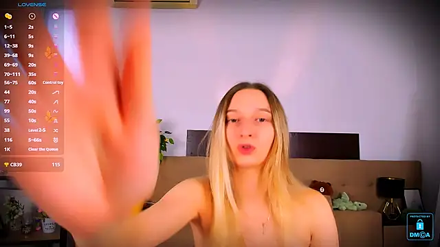  Ri na  online show from October 29, 2025, 6:23 am