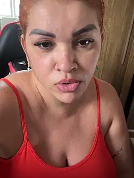 Bruninhaa34 online show from September 17, 2025, 12:01 am