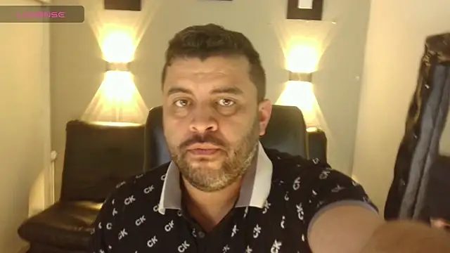 Santi Ruiz2 online show from February 11, 2025, 6:08 am