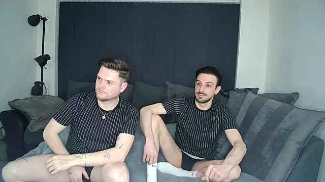 twotwinkhusbandss online show from March 21, 2025, 7:13 pm