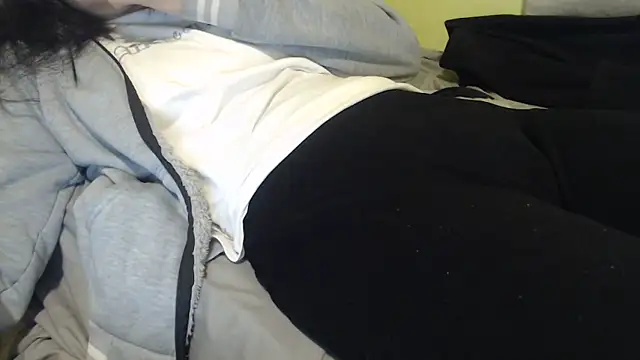 samantha s69 online show from June 15, 2026, 12:49 pm
