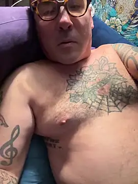 Snapshot of HungSon41 chatting on November 14, 2025, 5:55 am HungSon41 online show from November 14, 2025, 5:55 am