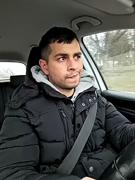 Snapshot of hornny1995 chatting on January 22, 2025, 10:18 am hornny1995 online show from January 22, 2025, 10:18 am