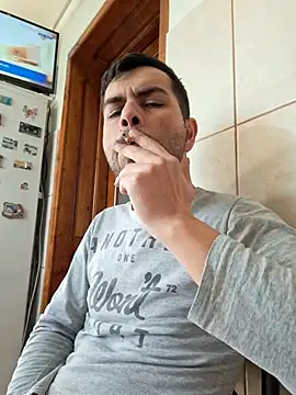 hornny1995 online show from February 6, 2026, 1:29 pm