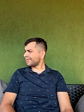 Snapshot of hornny1995 chatting on September 14, 2025, 8:26 am hornny1995 online show from September 14, 2025, 8:26 am