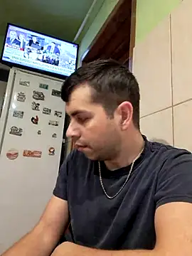 Snapshot of hornny1995 chatting on March 4, 2025, 4:30 pm hornny1995 online show from March 4, 2025, 4:30 pm