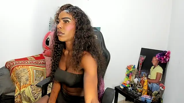 Richchocolatesweet  online show from February 23, 2026, 4:14 am