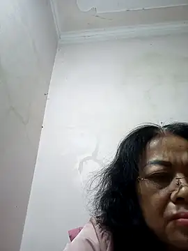 Hotestlove online show from March 18, 2025, 12:39 pm