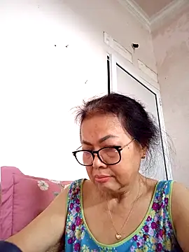 Hotestlove online show from March 27, 2026, 8:26 am