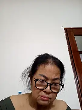 Hotestlove online show from February 17, 2026, 2:03 pm