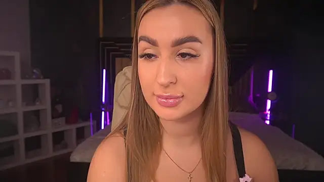 LiaBrazzerr online show from January 30, 2025, 2:58 pm