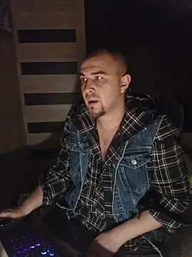 Foxyshaved online show from October 29, 2025, 2:43 am