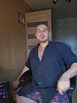 Foxyshaved online show from October 12, 2025, 6:37 am