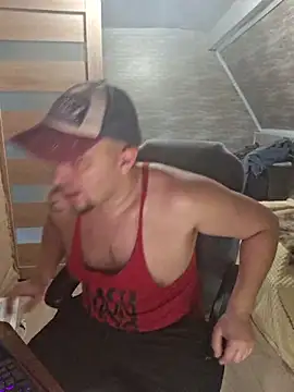 Foxyshaved online show from November 9, 2025, 5:11 am