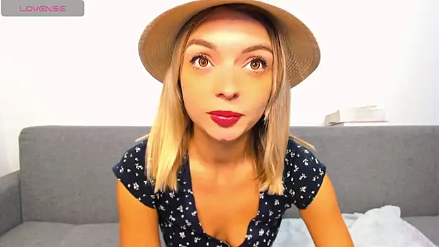  ellen meow  online show from October 12, 2025, 6:09 pm