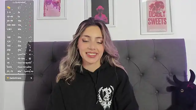 Snapshot of IsadoraGalle_ chatting on February 11, 2026, 9:14 pm IsadoraGalle online show from February 11, 2026, 9:14 pm