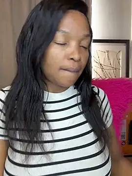 slimcateee online show from June 7, 2026, 7:13 am