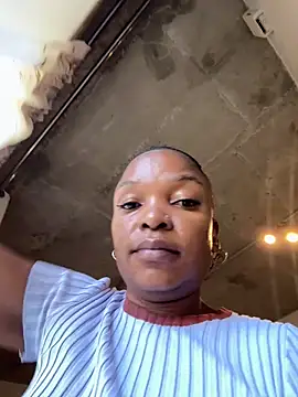 slimcateee online show from May 14, 2026, 9:17 am