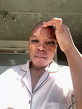 slimcateee online show from July 15, 2026, 8:32 am