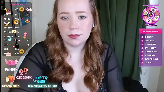 Snapshot of MissLolaLuxxx chatting on February 1, 2026, 1:26 am MissLolaLuxxx online show from February 1, 2026, 1:26 am