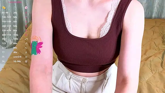 MaryCoopeer online show from October 20, 2025, 5:09 am