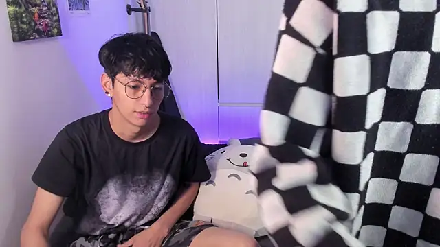 Aventure Twinks online show from January 11, 2025, 4:16 am
