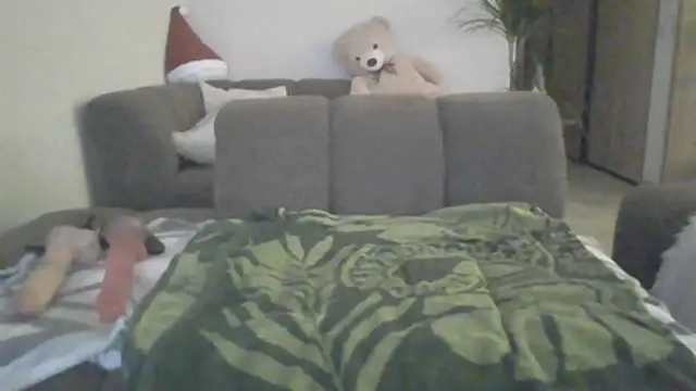 cderikabitche online show from December 1, 2025, 9:26 pm