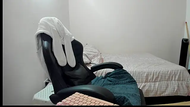 nina pons online show from March 9, 2026, 11:41 pm