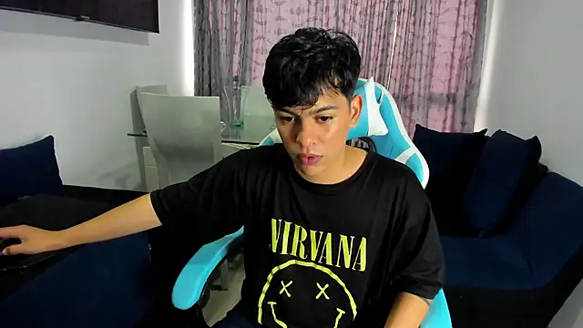 Franco Rizzo  online show from February 13, 2025, 8:34 pm