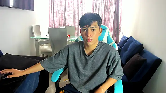 Franco Rizzo  online show from February 11, 2025, 7:05 pm