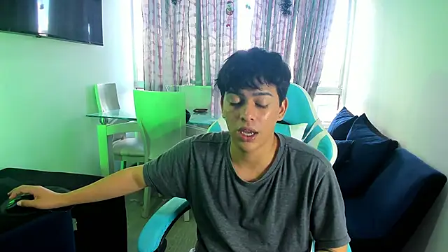 Franco Rizzo  online show from January 29, 2025, 8:35 pm