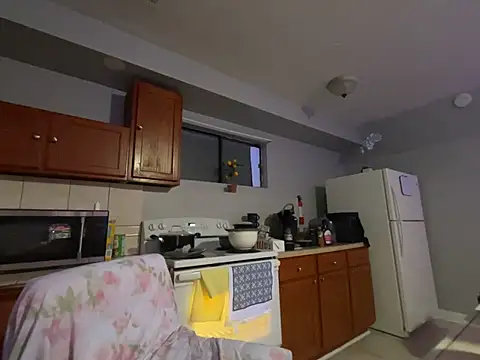 VixenCapri online show from March 16, 2026, 3:58 am