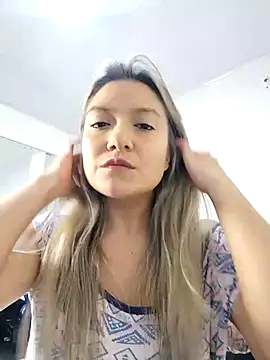 Snapshot of valeriahunter1 chatting on February 18, 2026, 10:39 pm valeriahunter1 online show from February 18, 2026, 10:39 pm