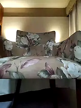 Snapshot of OFICINA_Simas-Turbo chatting on November 1, 2025, 12:39 am OFICINA Simas-Turbo online show from November 1, 2025, 12:39 am