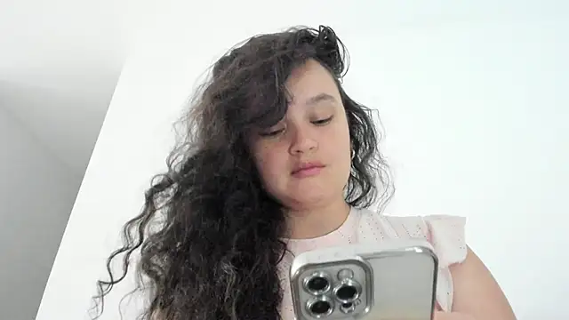 Snapshot of kattypinkk chatting on March 21, 2025, 5:34 pm kattypinkk online show from March 21, 2025, 5:34 pm